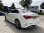 Mercedes-Benz A-klasse 200 AMG Night / Panorama / Trekhaak / Wide-Screen / Alcantara / 18" Inch LMV