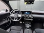 Mercedes-Benz A-klasse 200 AMG Night / Panorama / Trekhaak / Wide-Screen / Alcantara / 18" Inch LMV