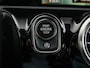 Mercedes-Benz CLA 200 d Premium Plus AMG Night Edition | Panoramadak | Sfeerverlichting | 360 Camera | Distronic Plus | Multibeam LED | Memory | 19"