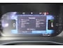 Volvo EX40 Single Motor Extended Range Plus 82 kWh | Trekhaak | Verwarmbare voorstoelen en stuurwiel | Keyless | Apple carplay/Android auto | Adaptieve cruise control | Warmtepomp