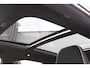 Volvo XC40 B4 Plus Dark | Trekhaak | Panoramadak | Trekhaak | Verwarmbare voorstoelen en stuurwiel | Head-up display | Premium audio by Harman Kardon | Apple carplay/Android auto | Keyless |