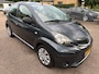 Toyota Aygo 1.0 VVT-i 5-DRS Now AIRCO CV EL.RAMEN NAP