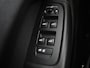 Volvo XC60 2.0 B5 Business Pro | Adaptive cruise | Stuur/stoel verwarming | Trekhaak | Climate control | Carplay | Achterbank verwarming | Full LED