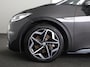 Volkswagen ID.3 First Plus 58 kWh 204 pk | SOH 89% | Navigatie | Trekhaak (afneembaar) | Parkeersensoren | Achteruitrijcamera | Matrix LED koplampen | Adaptieve cruise control |