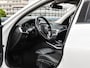 BMW 3-Serie 318d High Executive Shadow Edition | Sport Line | LED | Ambient Light | Navigatie | Trekhaak | 18"