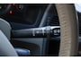 Volvo V70 2.5 T Automaat Momentum Parkeersensor/Stoelverwarming/Half-Leer/Apk 09-2027