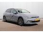 Volkswagen Golf 1.0 TSI Life Trekhaak LMV Sportstoelen LED Navigatie Achteruitrijcamera Carplay Android Sfeerverlichting ErgoComfort