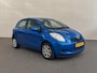 Toyota Yaris 1.3 VVTi Sol Airco MF Stuurwiel Lichtmetalen Velgen 5-DRS Stuurbekrachtiging APK 02-2027 nette auto!