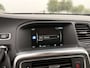 Volvo V60 2.0 T5 Kinetic RIEM V.V. | ADAPT. CRUISE | TREKHAAK | D-O | NAVIGATIE | LEER | NL-AUTO