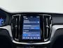 Volvo V60 T6 350pk AWD Plus Dark / 360 camera / Sportleder / Trekhaak / Harman&Kardon Audio / Elektr. Stoelen / Stoel + Stuurw. Verwarming / Achterb. Verwarming / ACC / BLIS /