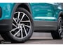 Volkswagen T-Cross 1.0 TSI Life Automaat | Trekhaak | Camera | Stoelverwarming | Adaptive cruise | led | zeer nette auto |