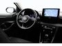 Toyota Yaris 1.5 Hybrid 115 Dynamic | Dodehoek detectie | Parkeersensoren voor/achter | Stoel-/stuurverwarming | Apple Carplay / Android Auto | Adaptive Cruise | Clima | Keyless | Camera | 16 inch