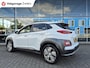 Hyundai Kona Electric EV Premium 64 kWh|SOH 95% |Warmtepomp | Navi| Head Up|Stoel/Stuurwielverwaming