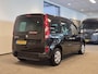 Renault Kangoo Rolstoelauto 3+1 incl. luchtvering