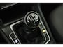Volkswagen Golf 1.0 TSI Comfortline (STOELVERWARMING, CAMERA, CRUISE ADAPTIEF, PARKEERSENSOREN)
