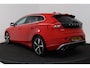 Volvo V40 2.0 T4 Business Sport (STOELVERWARMING, CRUISE CONTROL, NAVIGATIE, PARKEERSENSOREN)