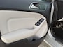 Mercedes-Benz B-klasse 180 Prestige /Pano/Leder/Navi/Dealer onderhouden!/