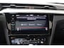 Volkswagen Arteon Shooting Brake 2.0 TSI R-Line Panoramadak | Leder | DCC | IQ-Light | 20" Nashville velgen | Harman Kardon Audio