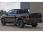 Dodge Ram BLACK OPS | 5.7 V8 HEMI | OPEN UITLAAT KLEP | LUXE UITVOERING LARAMIE EDITION | CREW CAB DUBBELE CABINE | 5 PERSOONS | DC | LUXE BEDRIJFS AUTO | 4X4 | 3500 KG TREKVERMOGEN |