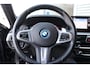 BMW 5-Serie Touring 530e 292PK BUSINESS EDITION PLUS M-SPORT AUTOMAAT SOH 95% / NAVI / LEDER / FULL-LED / CLIMA / PDC / 19" LMV / CAMERA / KEYLESS / WINTERPAKKET / CRUISECONTROL / NIEUWSTAAT !!