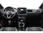 Volkswagen T-Roc 1.5 TSI R-LINE 150PK ECC/ADAP.CRUISE/NAV/PARK.SENS/REGEN.SENS/STOEL.VERWARM/4900KM!!