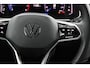 Volkswagen T-Roc 1.5 TSI R-LINE 150PK ECC/ADAP.CRUISE/NAV/PARK.SENS/REGEN.SENS/STOEL.VERWARM/4900KM!!