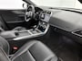 Jaguar XE 2.0 P250 R-Dynamic SE | Camera | Cruise Control | CarPlay |