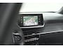 Peugeot 2008 PureTech 100 Active Pack | Allseason Banden | Parkeersensoren | Navigatie | Apple Carplay