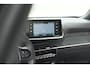 Peugeot 2008 PureTech 100 Active Pack | Allseason Banden | Parkeersensoren | Navigatie | Apple Carplay