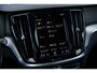 Volvo V60 2.0 T6 Recharge AWD R-Design | Trekhaak | Adaptieve Cruise Control | Koplampen adaptief | Stoel en Stuurverwarming | 19" | Harman & Kardon | Getint glas |