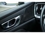 Volvo V60 2.0 T6 Recharge AWD R-Design | Trekhaak | Adaptieve Cruise Control | Koplampen adaptief | Stoel en Stuurverwarming | 19" | Harman & Kardon | Getint glas |