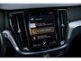 Volvo V60 2.0 T6 Recharge AWD R-Design | Trekhaak | Adaptieve Cruise Control | Koplampen adaptief | Stoel en Stuurverwarming | 19" | Harman & Kardon | Getint glas |