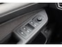 Volkswagen Golf 1.5 eHybrid 204pk Life Edition | Panoramadak | Achteruitrijcamera | Adaptive cruise