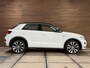 Volkswagen T-Roc 1.5 TSI Sport Business R-Line | LED | BEATS | Ambient | Virtual | 19inch Suzuka | Winterpakket | ACC |Licht+Zicht