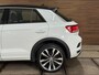 Volkswagen T-Roc 1.5 TSI Sport Business R-Line | LED | BEATS | Ambient | Virtual | 19inch Suzuka | Winterpakket | ACC |Licht+Zicht