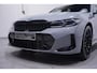 BMW 3-Serie 330e M Sport SOH 96% Head up Schuifdak Camera Memory Shadowline 20 Inch Apple Carplay Travelpakket