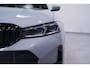 BMW 3-Serie 330e M Sport SOH 96% Head up Schuifdak Camera Memory Shadowline 20 Inch Apple Carplay Travelpakket