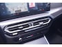 BMW 3-Serie 330e M Sport SOH 96% Head up Schuifdak Camera Memory Shadowline 20 Inch Apple Carplay Travelpakket