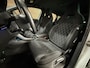Skoda Karoq 1.5 TSI DSG 4x4 Sportline Business | 1800KG Trekgewicht | Carplay | Sportstoelen | Camera