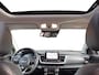 Kia Stonic 1.0 T-GDi MHEV GT-PlusLine 1e Eigenaar | Meest luxe uitvoering | Schuif-/kanteldak | Metallic lak | Cruise Control | camera | Carplay | Fabrieksgarantie | NAP