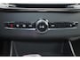 Volvo XC90 T8 Recharge AWD Ultra Dark - Luchtvering - Panorama/schuifdak - IntelliSafe Assist & Surround - 360º Camera - Bowers & Wilkins audio - Verwarmde voorstoelen, stuur & achterbank - Parkeersensoren voor & achter - Elektr. bedienb. voorstoelen met geheugen - Geventileerde voorstoelen - Draadloze tel. lader - Extra getint glas - Inklapbare trekhaak - 22' LMV