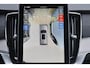 Volvo XC90 T8 Recharge AWD Ultra Dark - Luchtvering - Panorama/schuifdak - IntelliSafe Assist & Surround - 360º Camera - Bowers & Wilkins audio - Verwarmde voorstoelen, stuur & achterbank - Parkeersensoren voor & achter - Elektr. bedienb. voorstoelen met geheugen - Geventileerde voorstoelen - Draadloze tel. lader - Extra getint glas - Inklapbare trekhaak - 22' LMV