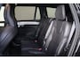 Volvo XC90 T8 Recharge AWD Ultra Dark - Luchtvering - Panorama/schuifdak - IntelliSafe Assist & Surround - 360º Camera - Bowers & Wilkins audio - Verwarmde voorstoelen, stuur & achterbank - Parkeersensoren voor & achter - Elektr. bedienb. voorstoelen met geheugen - Geventileerde voorstoelen - Draadloze tel. lader - Extra getint glas - Inklapbare trekhaak - 22' LMV