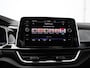 Volkswagen T-Roc 1.5 TSI R-Line Edition 150pk DSG | LED | Trekhaak | Ergo-stoel | Cruise control | Navigatie | Camera | App-Connect | Lichtmetalen Velgen |