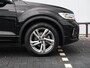 Volkswagen T-Roc 1.5 TSI R-Line Edition 150pk DSG | LED | Trekhaak | Ergo-stoel | Cruise control | Navigatie | Camera | App-Connect | Lichtmetalen Velgen |