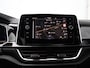 Volkswagen T-Roc 1.5 TSI R-Line Edition 150pk DSG | LED | Trekhaak | Ergo-stoel | Cruise control | Navigatie | Camera | App-Connect | Lichtmetalen Velgen |