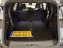 Peugeot e-5008 Allure Avantage 73 kWh 7p | Trekhaak | Keyless | Apple Carplay / Android Auto