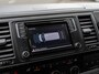 Volkswagen Transporter CARAVELLE 2.0 TDI L2H1 DC Highline - AUTOMAAT - MARGE - APPLE CARPLAY - PARKEER CAMERA - TREKHAAK!
