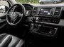 Volkswagen Transporter CARAVELLE 2.0 TDI L2H1 DC Highline - AUTOMAAT - MARGE - APPLE CARPLAY - PARKEER CAMERA - TREKHAAK!