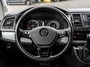Volkswagen Transporter CARAVELLE 2.0 TDI L2H1 DC Highline - AUTOMAAT - MARGE - APPLE CARPLAY - PARKEER CAMERA - TREKHAAK!